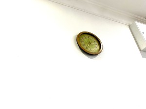 Часы стоят, а время идёт...